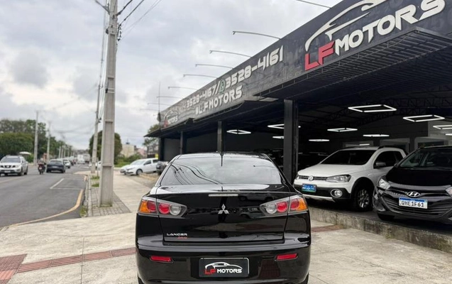 imagem-https://www.socarrao.com.br/sc-vehicle-images-prod/4434679/1792783887232-8595376_5_B_0796041471.jpeg