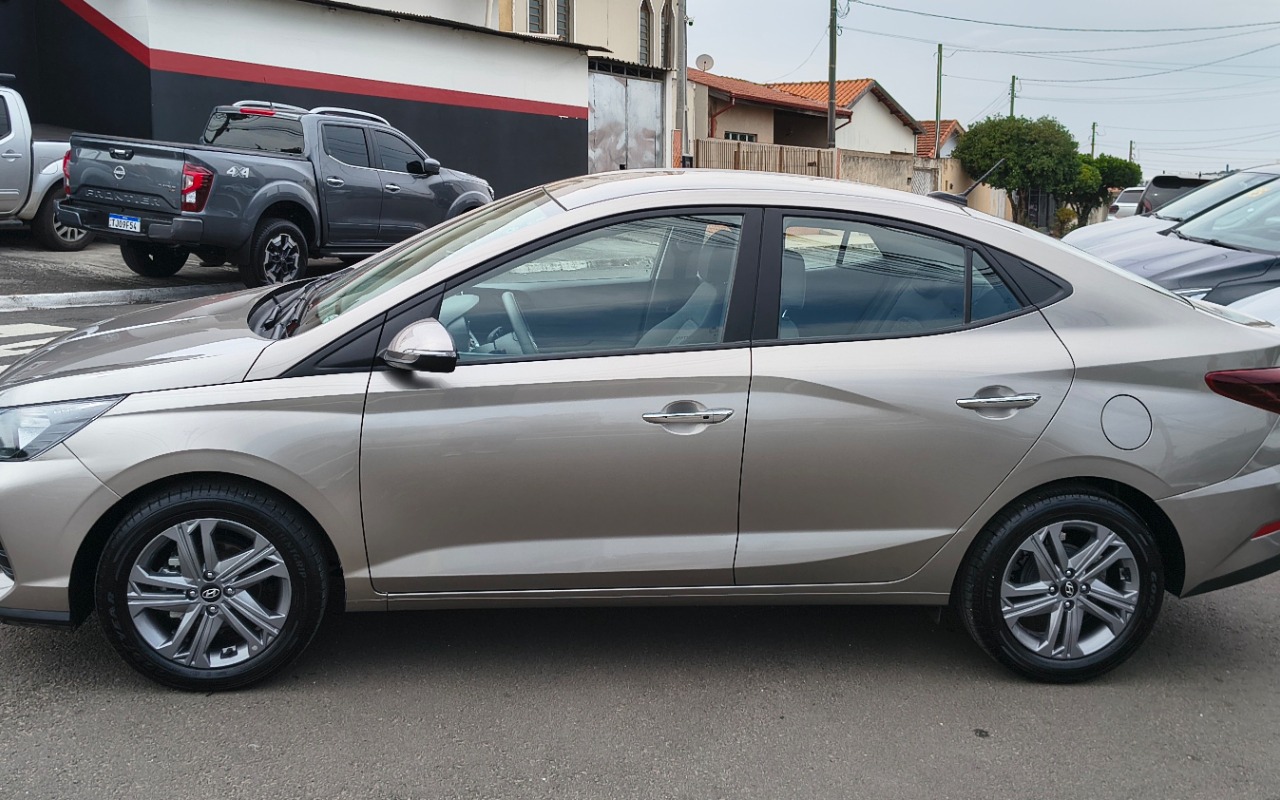 imagem-https://www.socarrao.com.br/sc-vehicle-images-prod/4434782/1792784576969-SU1HXzIwMjYwODI5XzExMjM0OTM1MF9IRFJ-Mi5qcGc.jpg