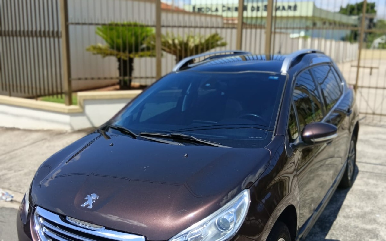 imagem-https://www.socarrao.com.br/sc-vehicle-images-prod/4434785/1792784608609-UGV1Z2VvdCAyMDA4XzEzLmpwZWc.jpeg