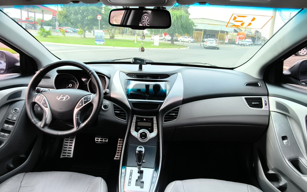 imagem-https://www.socarrao.com.br/sc-vehicle-images-prod/4434816/1792784781927-SU1HXzIwMjYwODI5XzE1NDIzNDU2M19IRFJ-Mi5qcGc.jpg