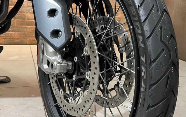 imagem-https://www.socarrao.com.br/sc-vehicle-images-prod/4434817/1792784789229-4e1ec2db66f646d1aa9a9dd266e854f4_1792784170143.jpg