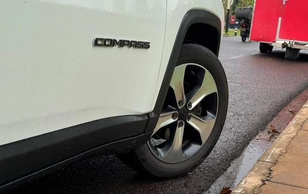 imagem-https://www.socarrao.com.br/sc-vehicle-images-prod/4434830/1792784932319-8566063_8_B_376ac54b3d.jpeg