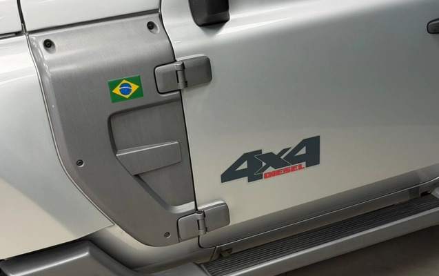 imagem-https://www.socarrao.com.br/sc-vehicle-images-prod/4434834/1792784979099-4ce82bb9-cfa1-469c-adfb-4a4899ee0dc8.jpg