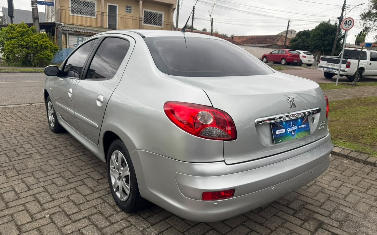 imagem-https://www.socarrao.com.br/sc-vehicle-images-prod/4434835/1792784994787-V2hhdHNBcHAgSW1hZ2UgMjAyNi0xMC0yMiBhdCAyMi41MC40MSAoMikuanBlZw.jpeg