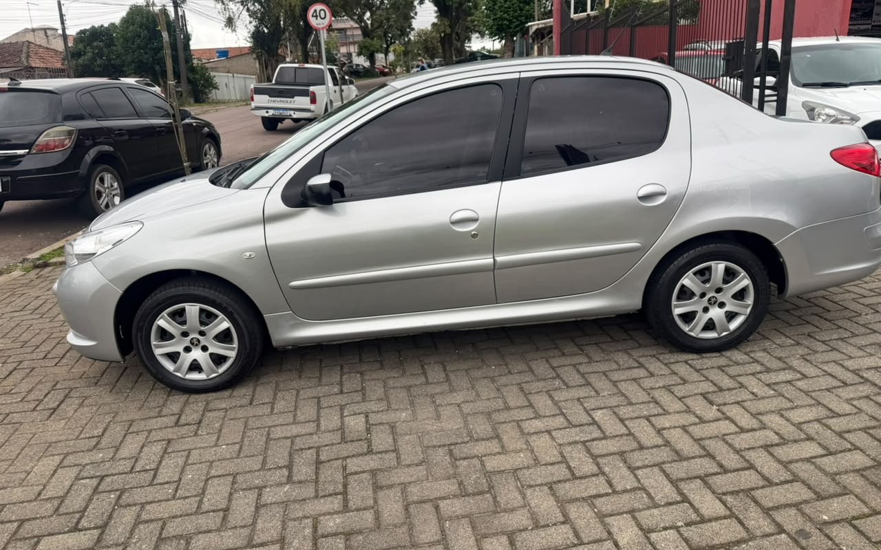 imagem-https://www.socarrao.com.br/sc-vehicle-images-prod/4434835/1792784994921-V2hhdHNBcHAgSW1hZ2UgMjAyNi0xMC0yMiBhdCAyMi41MC40MS5qcGVn.jpeg