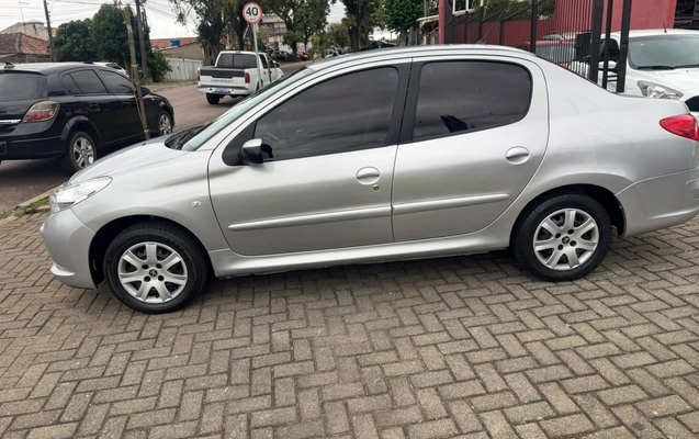 imagem-https://www.socarrao.com.br/sc-vehicle-images-prod/4434835/1792784994921-V2hhdHNBcHAgSW1hZ2UgMjAyNi0xMC0yMiBhdCAyMi41MC40MS5qcGVn.jpeg