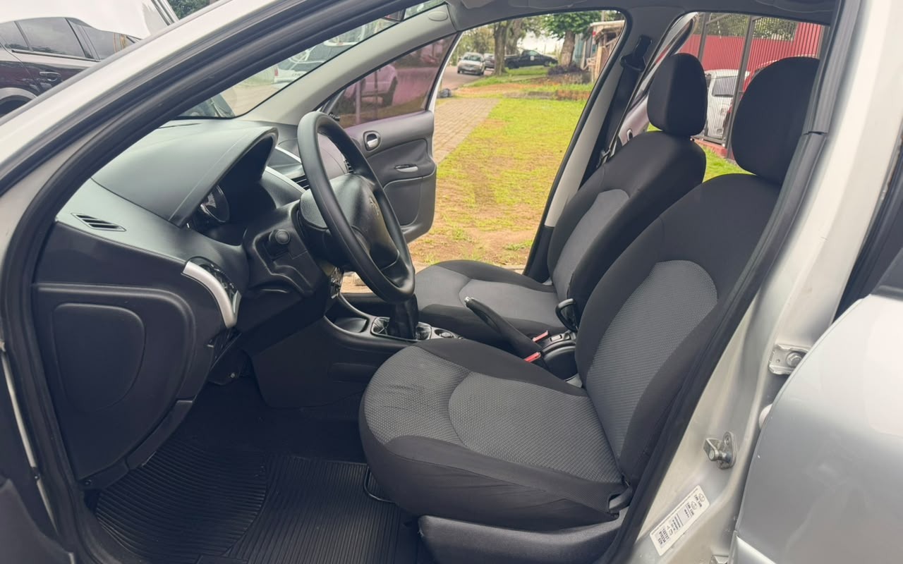 imagem-https://www.socarrao.com.br/sc-vehicle-images-prod/4434835/1792784995004-V2hhdHNBcHAgSW1hZ2UgMjAyNi0xMC0yMiBhdCAyMi41MC40MiAoMikuanBlZw.jpeg