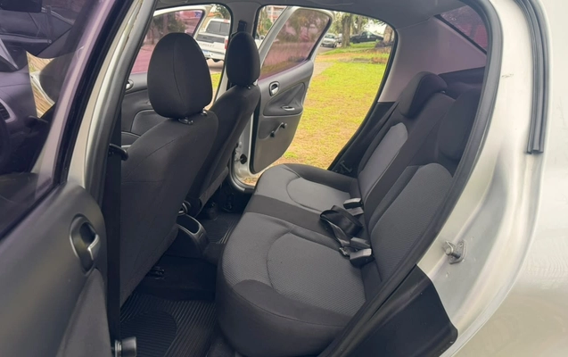 imagem-https://www.socarrao.com.br/sc-vehicle-images-prod/4434835/1792784995051-V2hhdHNBcHAgSW1hZ2UgMjAyNi0xMC0yMiBhdCAyMi41MC40MiAoMykuanBlZw.jpeg