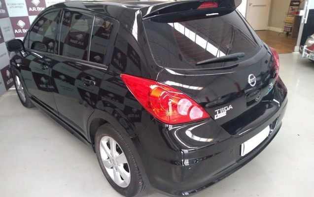 imagem-https://www.socarrao.com.br/sc-vehicle-images-prod/4434838/1792785001830-8601538_1_B_6ae2636df4.jpeg