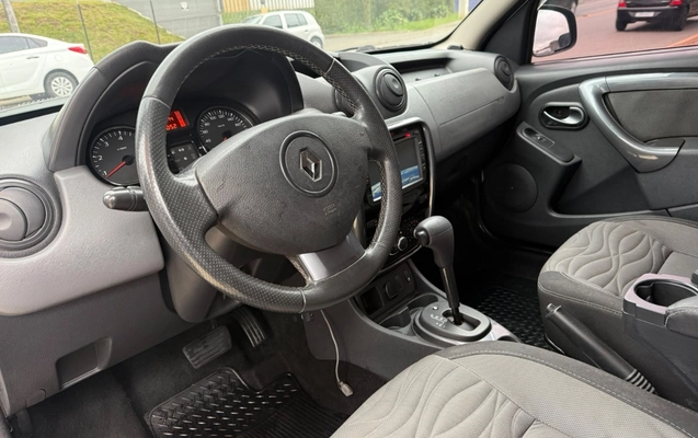 imagem-https://www.socarrao.com.br/sc-vehicle-images-prod/4434845/1792785142631-V2hhdHNBcHAgSW1hZ2UgMjAyNi0xMC0yMiBhdCAxMS4xMS4wNy5qcGVn.jpeg