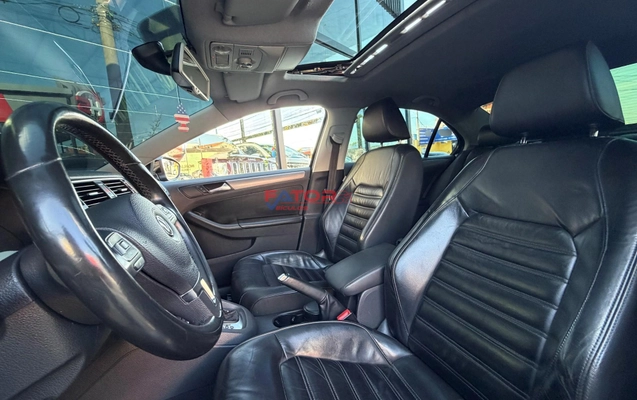 imagem-https://www.socarrao.com.br/sc-vehicle-images-prod/4434849/1792785162834-cf12509fd5ac4d7182c0273eef887ac8_1792782509721.jpg