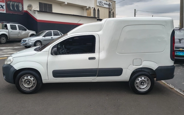 imagem-https://www.socarrao.com.br/sc-vehicle-images-prod/4434877/1792785290870-SU1HXzIwMjYwOTA4XzE1MjUwNzQ5MF9IRFJ-Mi5qcGc.jpg