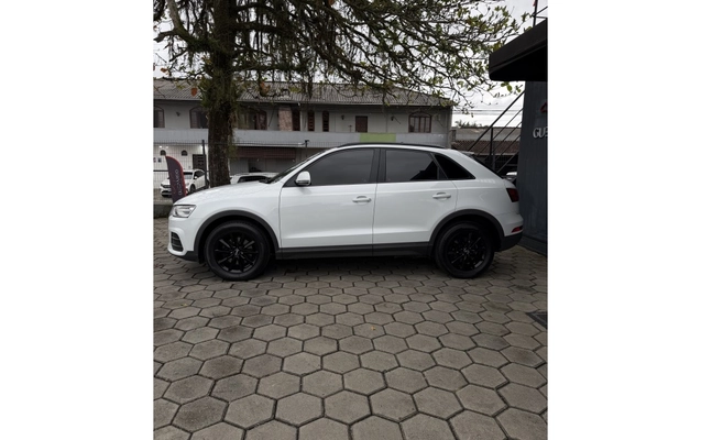 imagem-https://www.socarrao.com.br/sc-vehicle-images-prod/4434900/1792785412288-1_045406.jpg
