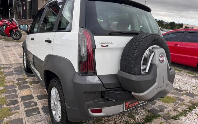 imagem-https://www.socarrao.com.br/sc-vehicle-images-prod/4434906/1792785453543-8598826_2_B_e77d076834.jpeg