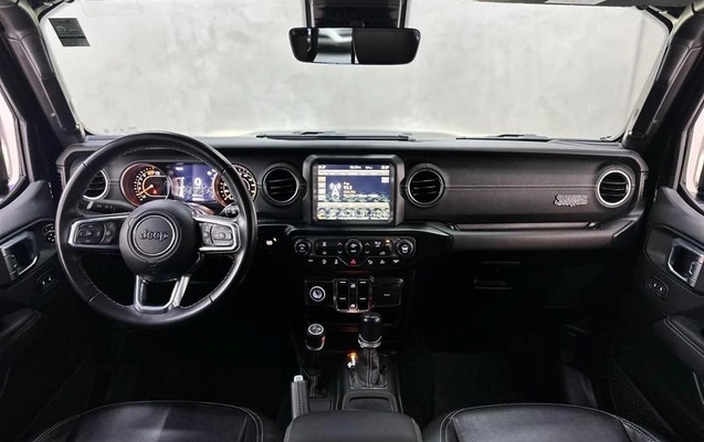 imagem-https://www.socarrao.com.br/sc-vehicle-images-prod/4434922/1792785547169-8601768_9_B_c7e9912abe.jpeg