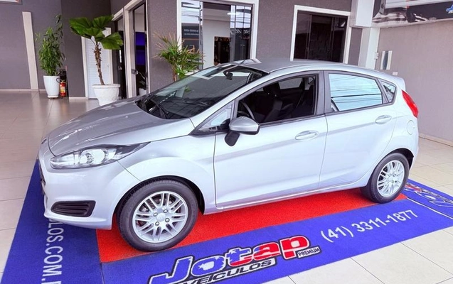 imagem-https://www.socarrao.com.br/sc-vehicle-images-prod/4434940/1792785686102-8601802_12_B_564c22f98e.jpeg