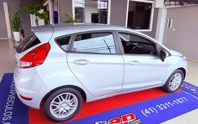 imagem-https://www.socarrao.com.br/sc-vehicle-images-prod/4434940/1792785686104-8601802_7_B_758d514c34.jpeg