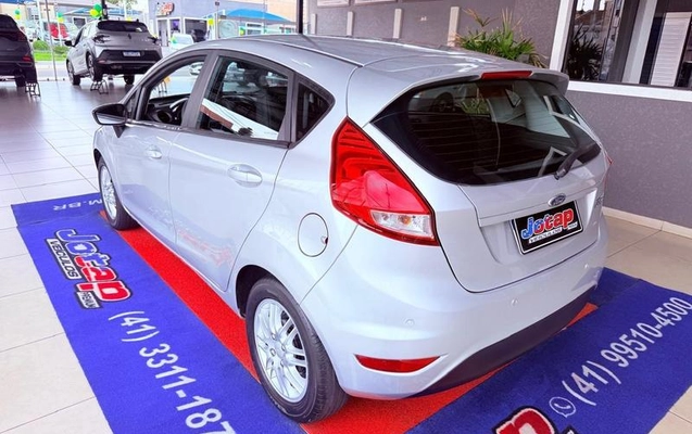 imagem-https://www.socarrao.com.br/sc-vehicle-images-prod/4434940/1792785686118-8601802_10_B_de58066818.jpeg