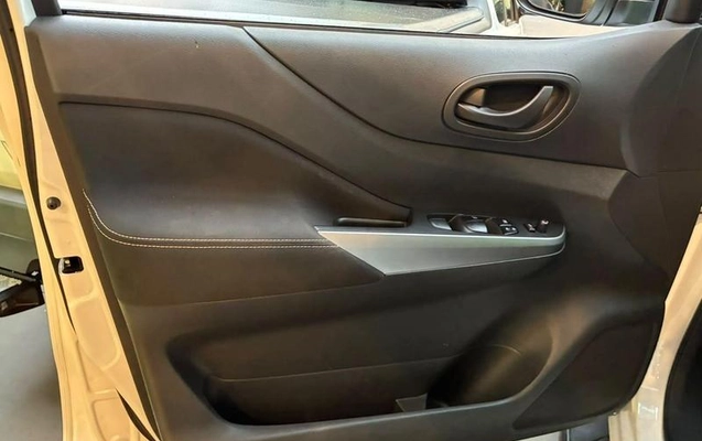 imagem-https://www.socarrao.com.br/sc-vehicle-images-prod/4434948/1792785745660-8597773_9_B_a5a86f9e05.jpeg