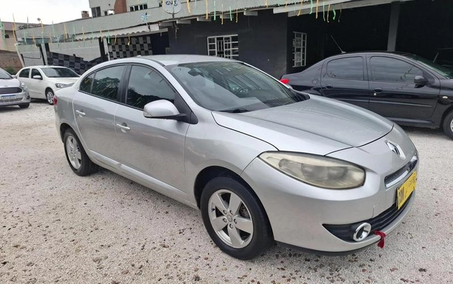 imagem-https://www.socarrao.com.br/sc-vehicle-images-prod/4434949/1792785843638-8583191_2_B_577d223ef8.jpeg