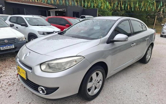 imagem-https://www.socarrao.com.br/sc-vehicle-images-prod/4434949/1792785843639-8583191_3_B_73cf84ad32.jpeg