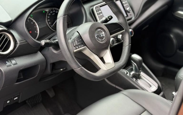 imagem-https://www.socarrao.com.br/sc-vehicle-images-prod/4434951/1792785811673-69436adbbd1564e5d.jpg