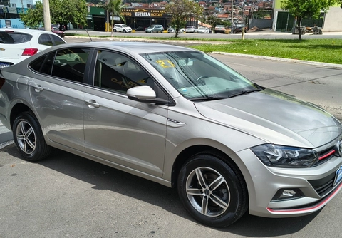 Volkswagen Virtus 2021 Prata — foto 1 de 3