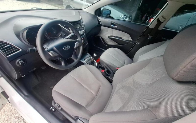 imagem-https://www.socarrao.com.br/sc-vehicle-images-prod/4434970/1792788798773-8601879_9_B_ad51e0da74.jpeg