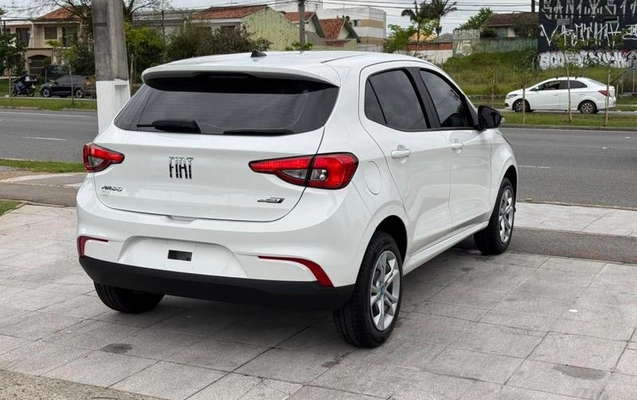imagem-https://www.socarrao.com.br/sc-vehicle-images-prod/4434993/1792786170228-8598559_0_B_651a70ddf9.jpeg
