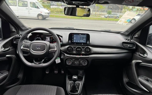 imagem-https://www.socarrao.com.br/sc-vehicle-images-prod/4434993/1792786170251-8598559_17_B_a4b5da67f1.jpeg
