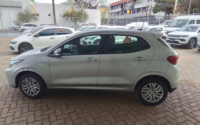 imagem-https://www.socarrao.com.br/sc-vehicle-images-prod/4434998/1792786202475-1_050958.jpg