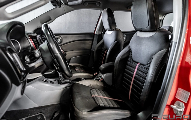 imagem-https://www.socarrao.com.br/sc-vehicle-images-prod/4435087/1792786575096-88369638ff8b4b32ae16ad948fca30e5_1792586647054.jpg