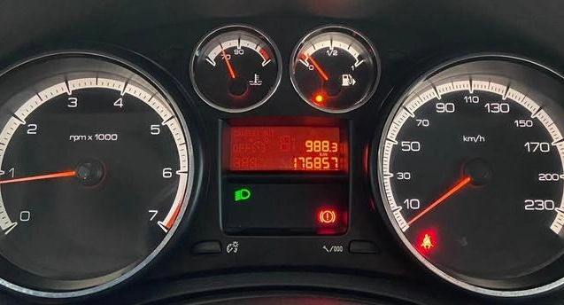 imagem-https://www.socarrao.com.br/sc-vehicle-images-prod/4435105/1792786677554-8584441_8_B_e656ad3db4.jpeg