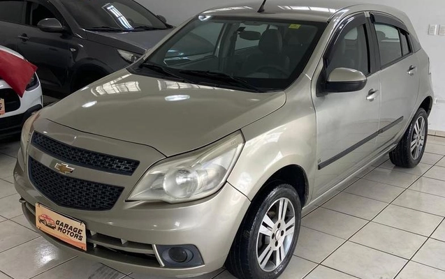 imagem-https://www.socarrao.com.br/sc-vehicle-images-prod/4435110/1792786759259-8580332_4_B_c54b10f7c3.jpeg