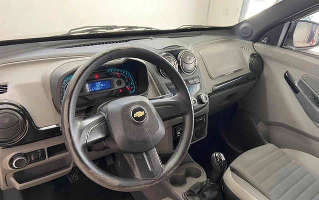 imagem-https://www.socarrao.com.br/sc-vehicle-images-prod/4435110/1792786759261-8580332_9_B_00d272afe7.jpeg