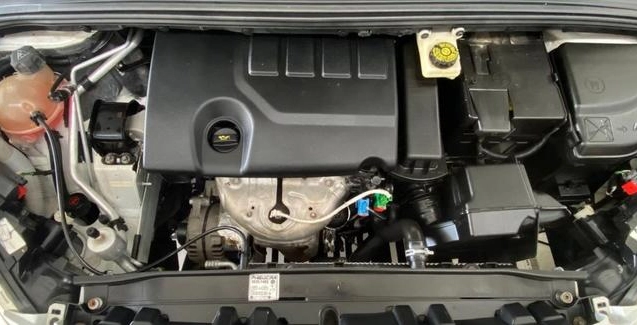 imagem-https://www.socarrao.com.br/sc-vehicle-images-prod/4435111/1792786760350-8580653_14_B_dd65b16879.jpeg