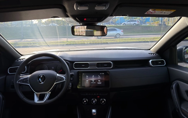 imagem-https://www.socarrao.com.br/sc-vehicle-images-prod/4435112/1792786761677-YTk3YjAzMzMtOGI4NS00M2JhLTg1YzgtOTZmNzM1OWE0YTE5LmpwZWc.jpeg
