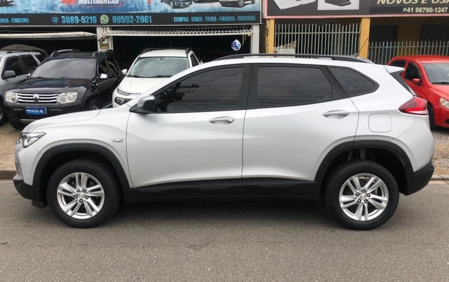 imagem-https://www.socarrao.com.br/sc-vehicle-images-prod/4435114/1792786768190-MatIAxHOzCMWKnLzXi3ndhKjZEPJUAuJ.jpg