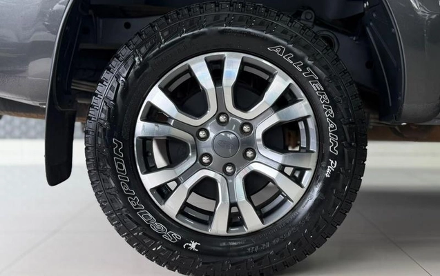 imagem-https://www.socarrao.com.br/sc-vehicle-images-prod/4435121/1792789907220-8589482_5_B_5d1949e954.jpeg