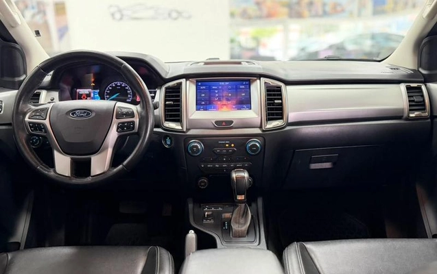 imagem-https://www.socarrao.com.br/sc-vehicle-images-prod/4435121/1792789907222-8589482_6_B_03030bdc53.jpeg
