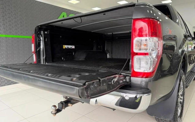 imagem-https://www.socarrao.com.br/sc-vehicle-images-prod/4435121/1792789907235-8589482_13_B_de0a00b3c1.jpeg