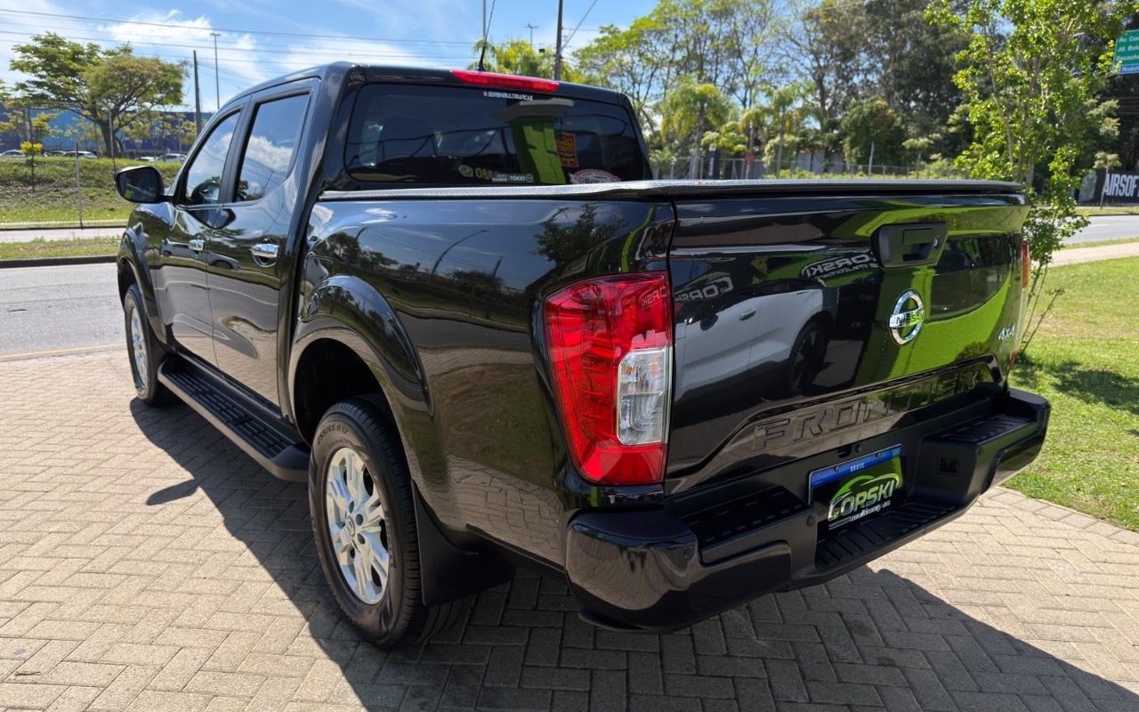 imagem-https://www.socarrao.com.br/sc-vehicle-images-prod/4435138/1792787018548-MzE3ZjlmZTAtNjczMC00ZWZiLTg4NzItZGZhNjhiMTQ4OGY3LmpwZWc.jpeg