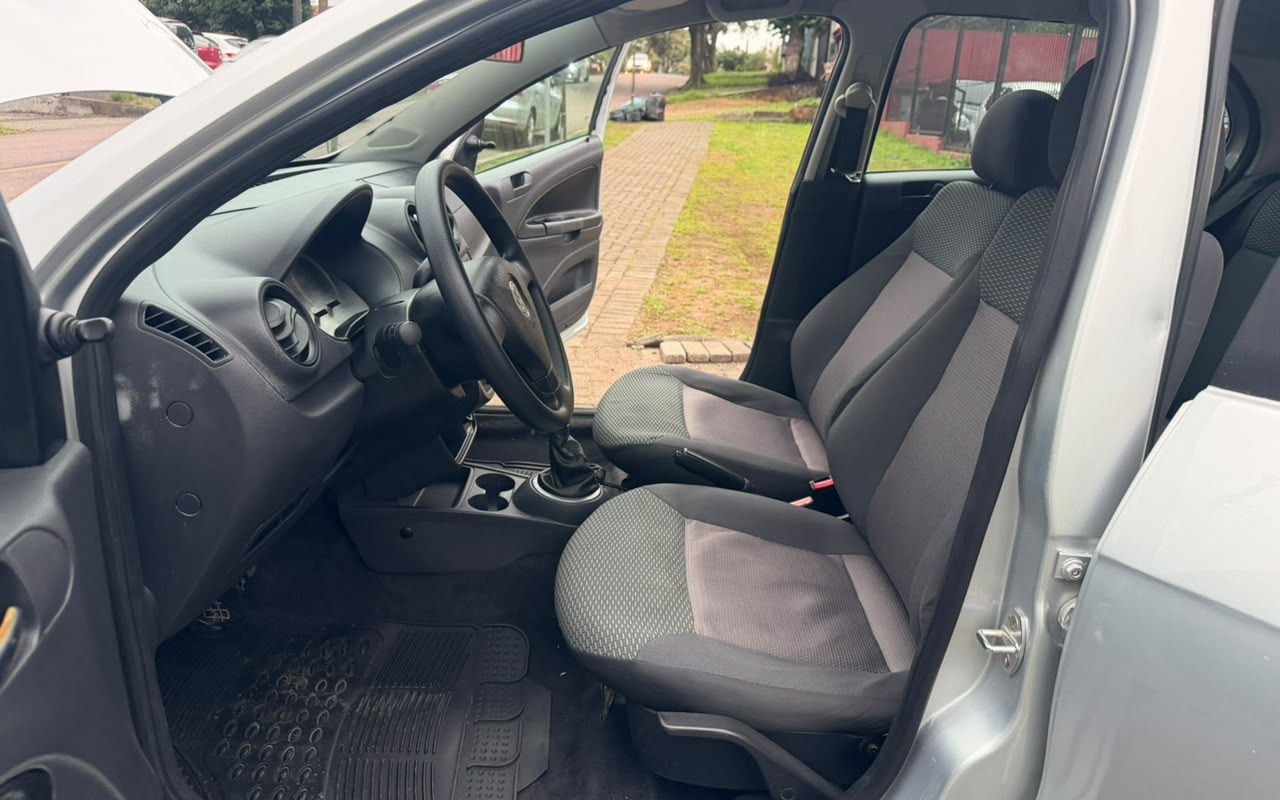 imagem-https://www.socarrao.com.br/sc-vehicle-images-prod/4435139/1792787023155-V2hhdHNBcHAgSW1hZ2UgMjAyNi0xMC0yMiBhdCAyMi41MC4xOS5qcGVn.jpeg