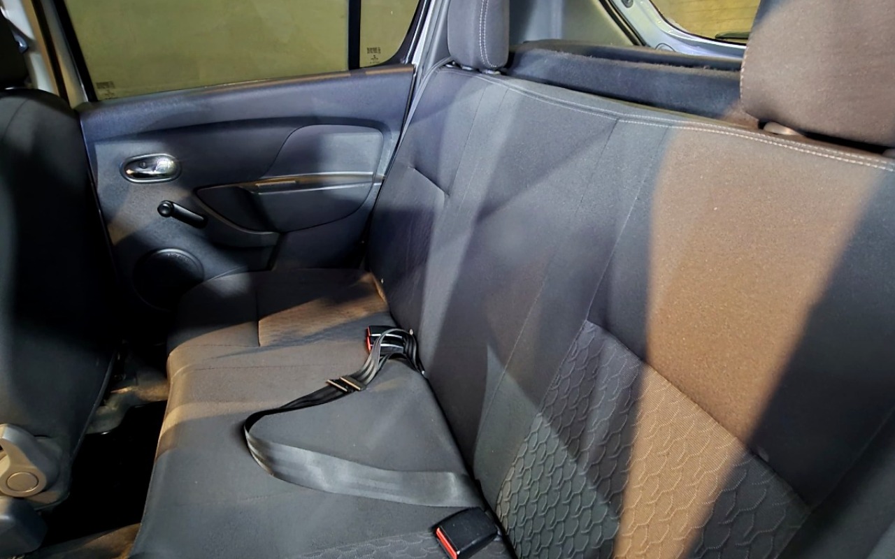 imagem-https://www.socarrao.com.br/sc-vehicle-images-prod/4435169/1792787165136-V2hhdHNBcHAgSW1hZ2UgMjAyNi0xMC0yMyBhdCAxMC41NS4xNyAoMikuanBlZw.jpeg