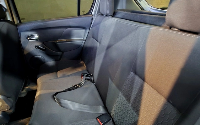 imagem-https://www.socarrao.com.br/sc-vehicle-images-prod/4435169/1792787165136-V2hhdHNBcHAgSW1hZ2UgMjAyNi0xMC0yMyBhdCAxMC41NS4xNyAoMikuanBlZw.jpeg