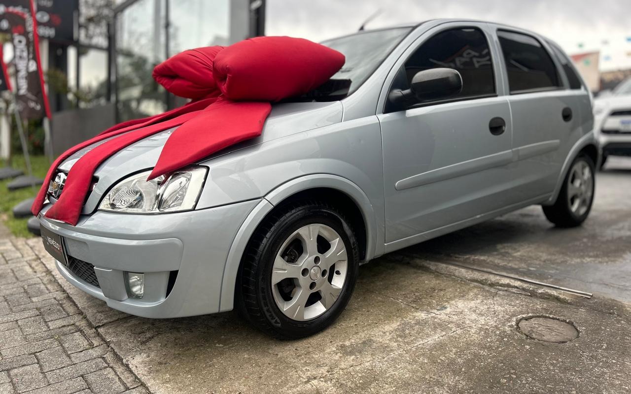 Chevrolet Corsa 2012 Prata — foto 1 de 3