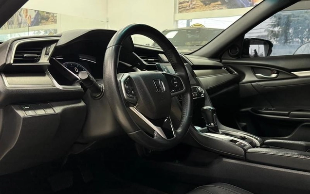 imagem-https://www.socarrao.com.br/sc-vehicle-images-prod/4435193/1792865651385-8602094_5_B_f0a30154d2.jpeg