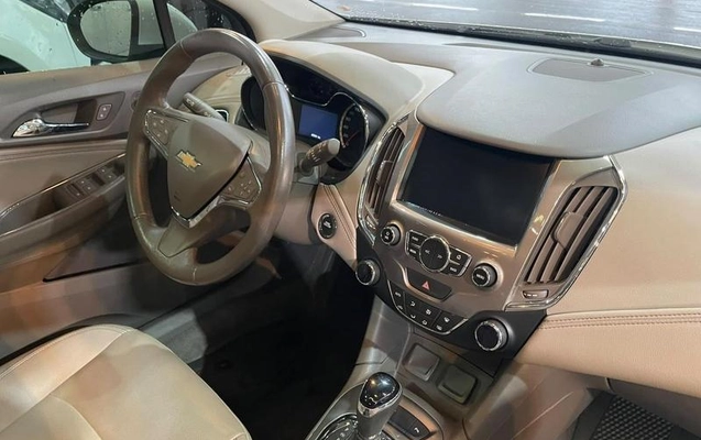 imagem-https://www.socarrao.com.br/sc-vehicle-images-prod/4435207/1792789091970-8602069_6_B_8f36eab54a.jpeg