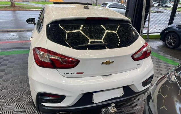 imagem-https://www.socarrao.com.br/sc-vehicle-images-prod/4435207/1792789091972-8602069_5_B_4310bca18d.jpeg