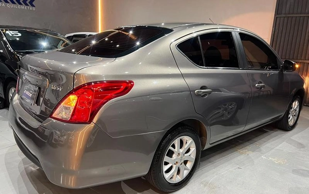 imagem-https://www.socarrao.com.br/sc-vehicle-images-prod/4435222/1792787511964-8587934_4_B_1520eb32c5.jpeg